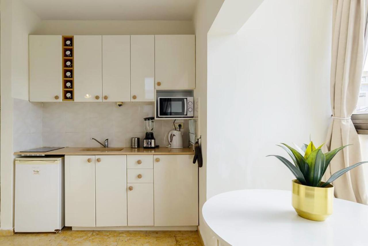 Bright And Spacious Loft By The Sea With Bomb Shelter Tel Awiw Zewnętrze zdjęcie